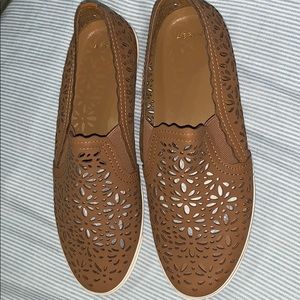 Women’s shoes 9 1/2